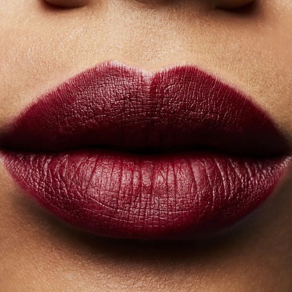 COPY - MAC MATTE LIPSTICK DIVA (603) Intense Reddish B… - Picture 3 of 6